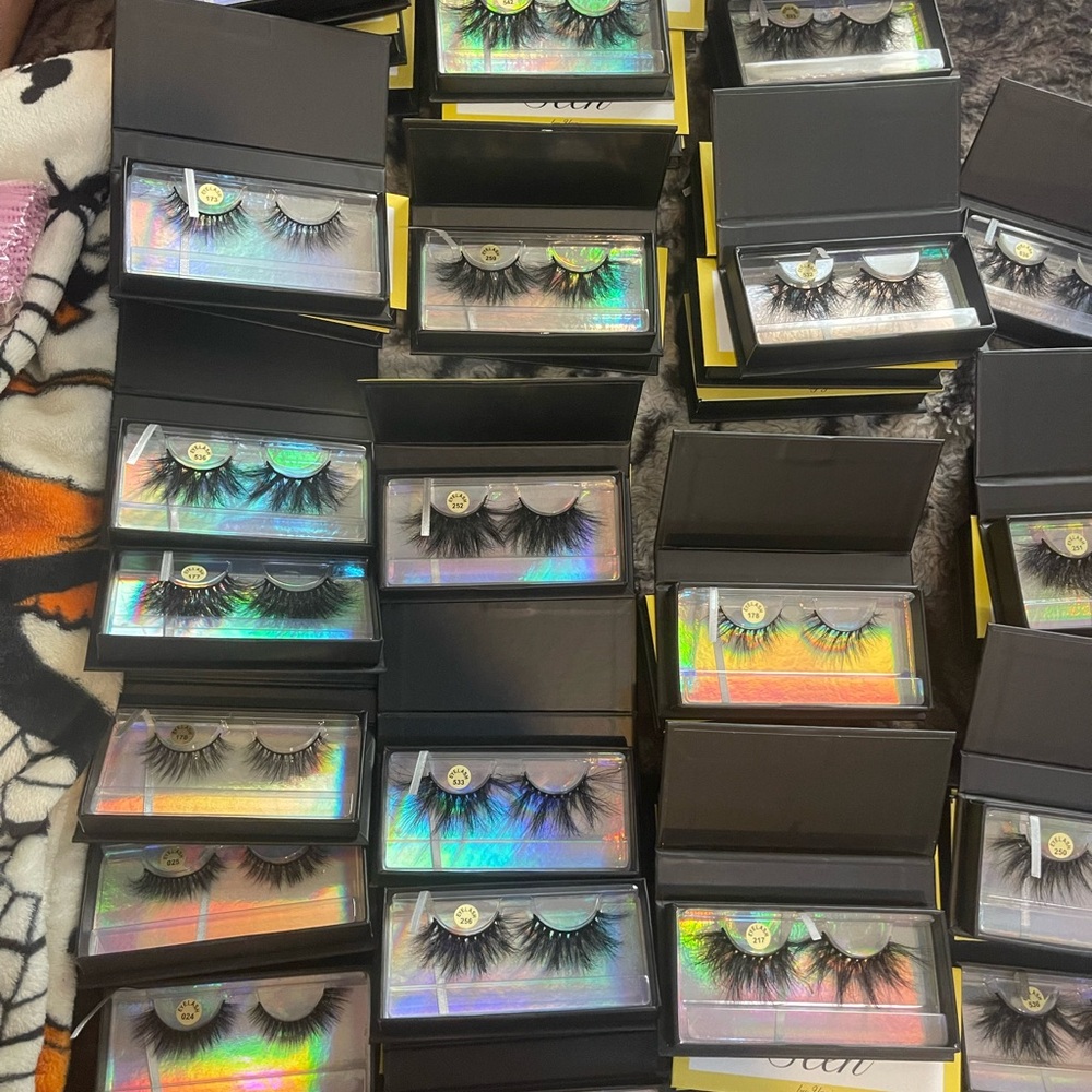 Eyelashes